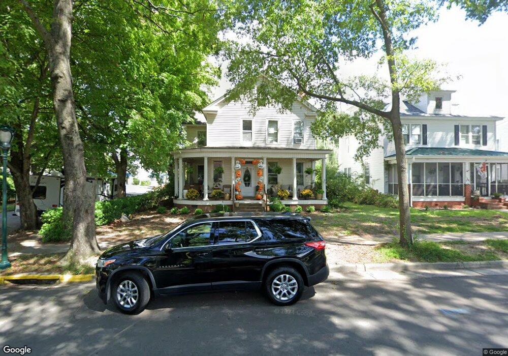 1126 Main St, West Point, VA 23181 - photo 1