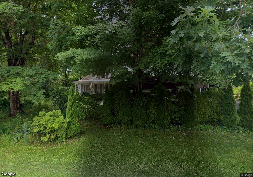 806 Perrigan Ln, Manchester, TN 37355 - photo 1