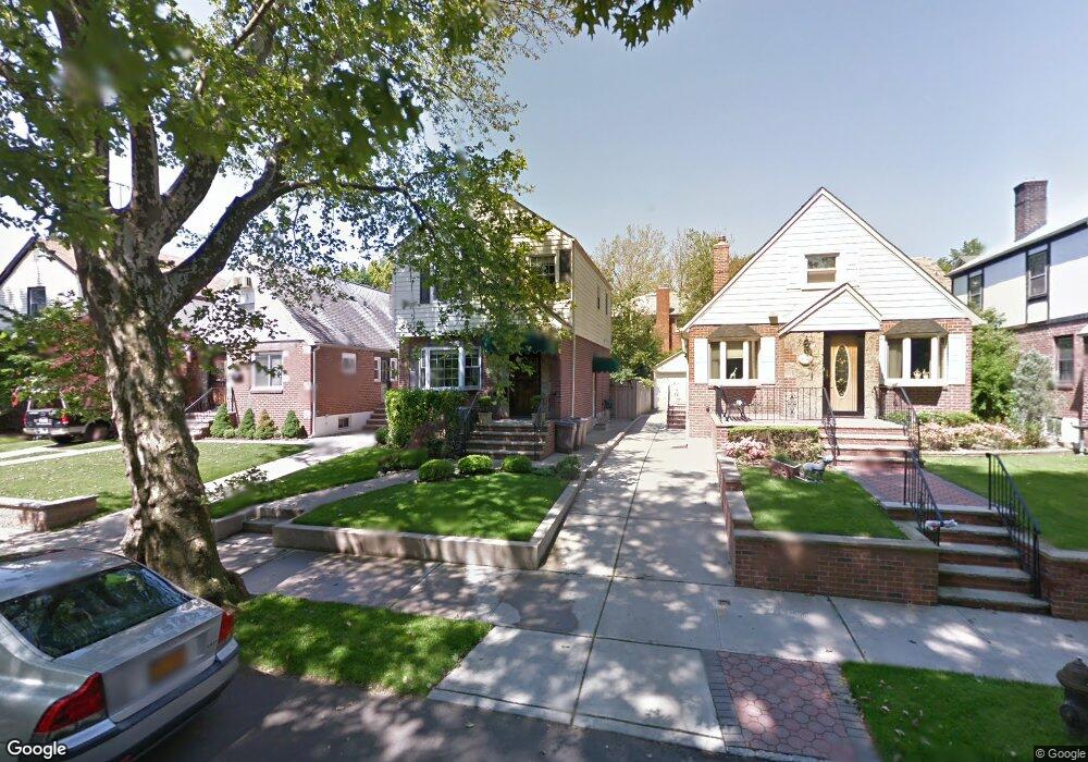 4522 166th St, Flushing, NY 11358 - photo 1