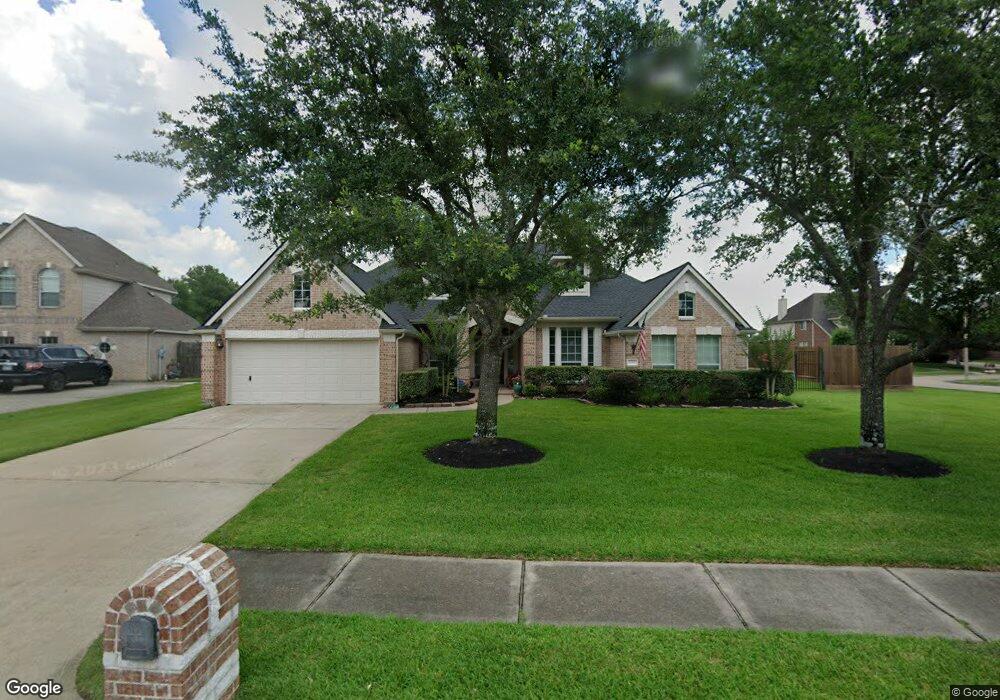 2001 Cardinal Ridge Ct, Friendswood, TX 77546 - photo 1
