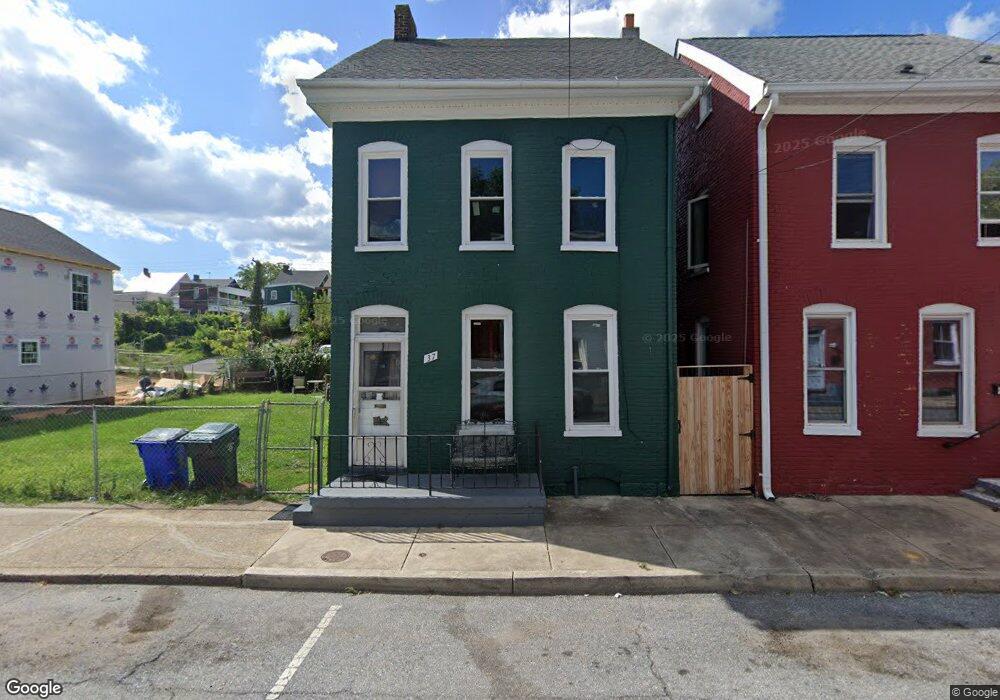 37 Madison Ave, Hagerstown, MD 21740 - photo 1