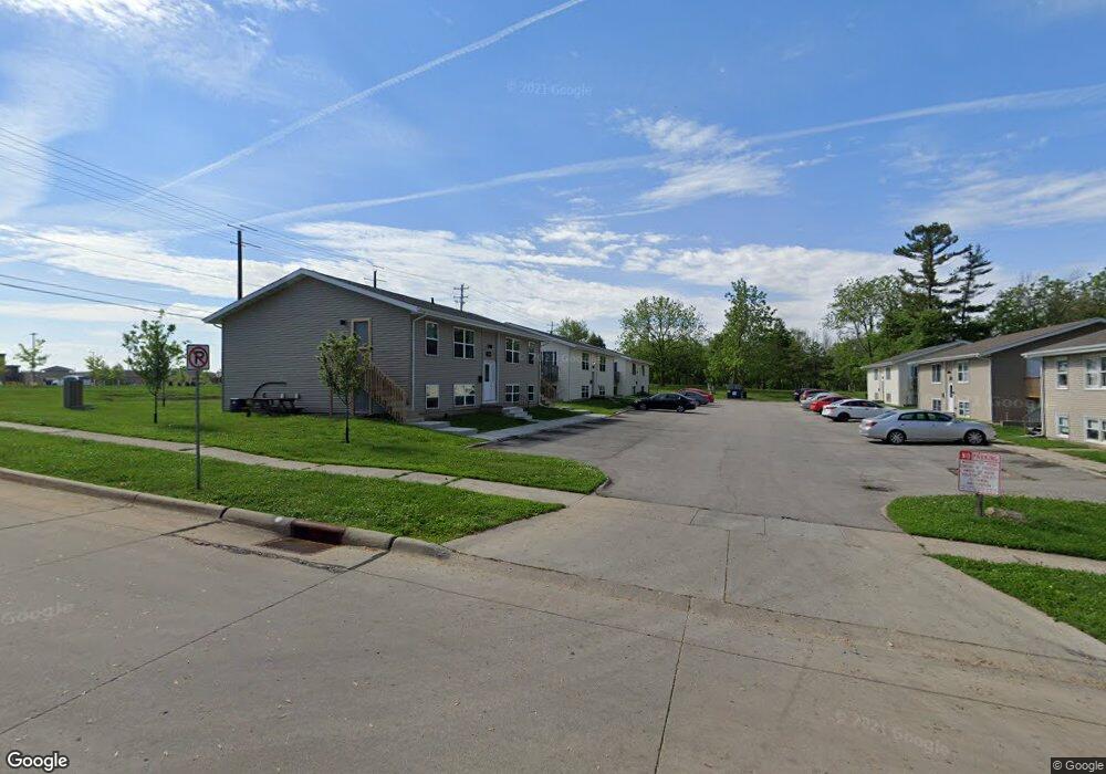 108 Balboa Ave unit A, Cedar Falls, IA 50613 - photo 1
