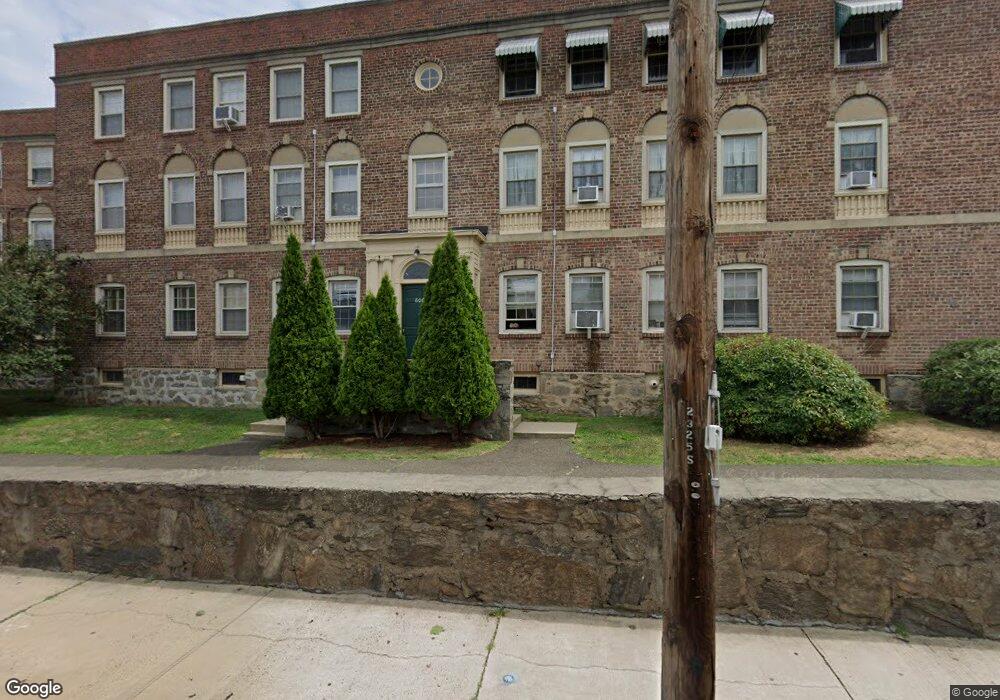 606 Brewster St unit 101, Bridgeport, CT 06605 - photo 1