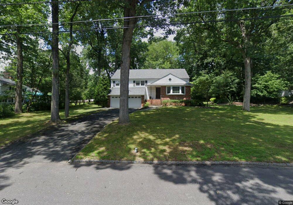 4 Hillside Ct W, Morris Plains, NJ 07950 - photo 1