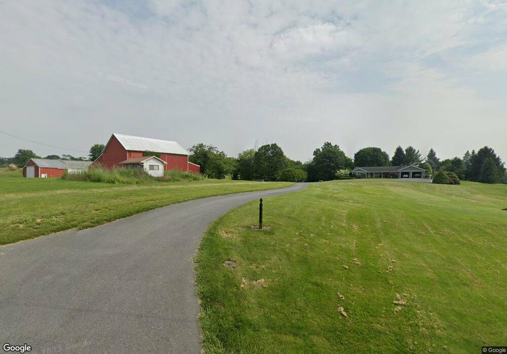 2914 Leafmore Rd, Chambersburg, PA 17202 - photo 1