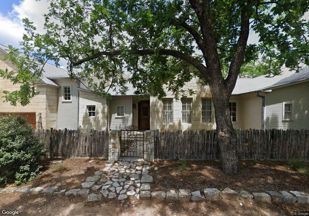 411 E Creek St, Fredericksburg, TX 78624 - photo 1