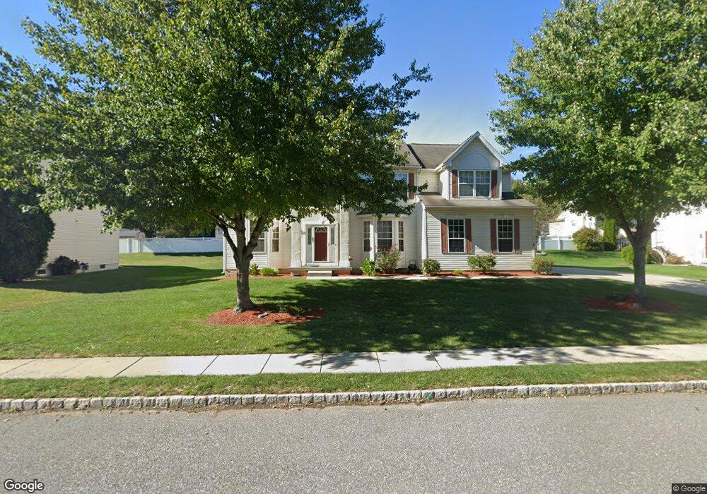 10 Oakshade Rd, Burlington, NJ 08016 - photo 1