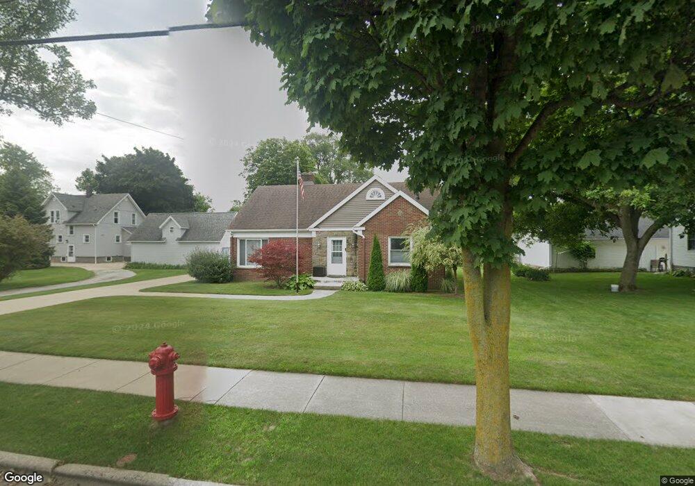 235 W Genesee St, Frankenmuth, MI 48734 - photo 1