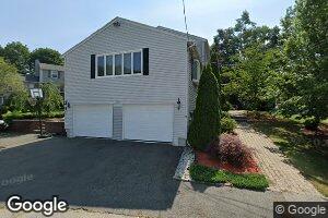 7 Stephanie Cir, Woburn, MA 01801