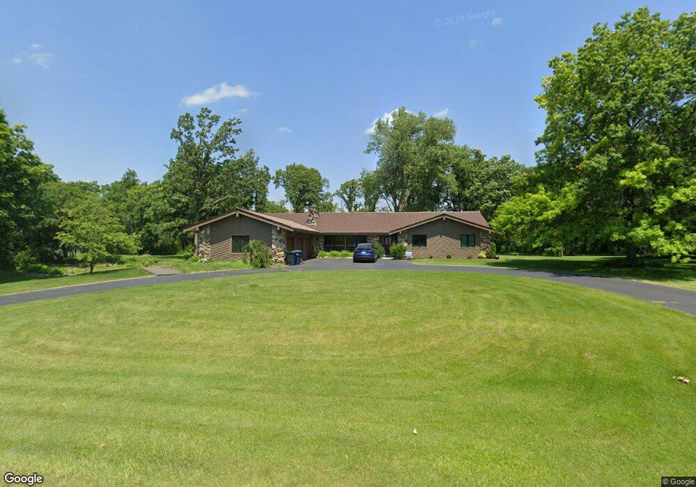 23W660 Wayewood Ln, Naperville, IL 60565 - photo 1