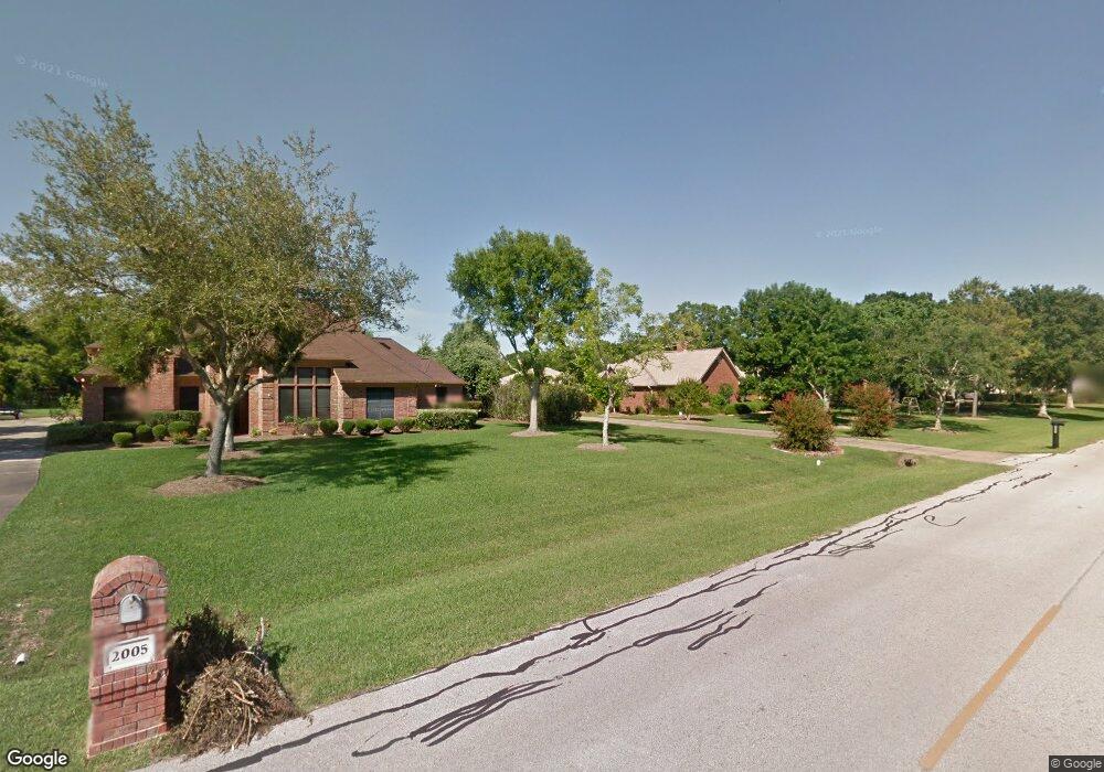 2007 Butler Dr, Friendswood, TX 77546 - photo 1