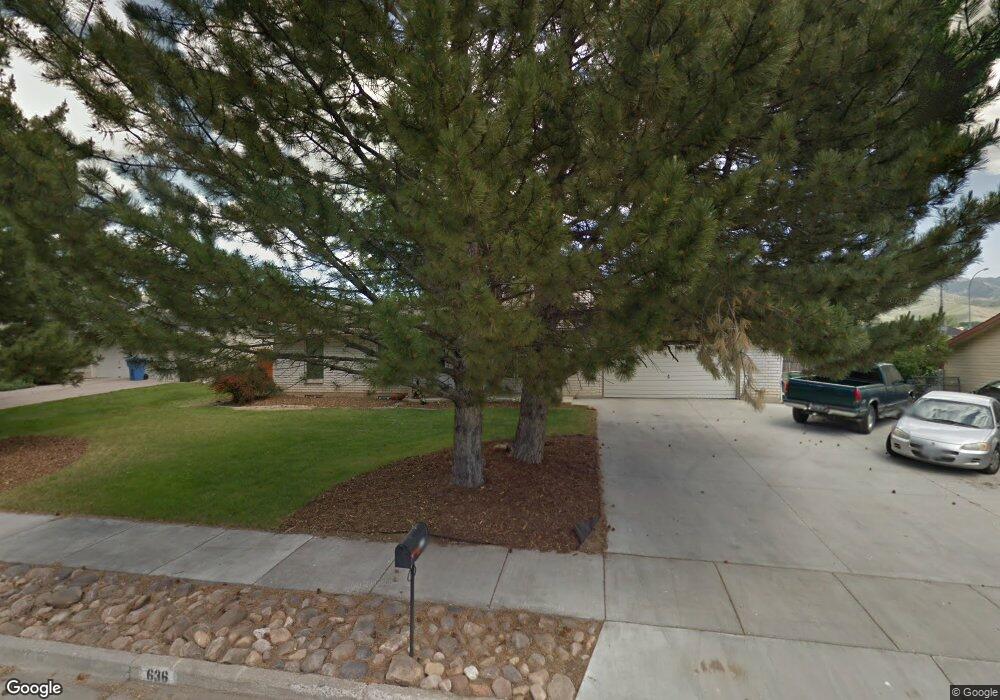 636 Maple Dr, Smithfield, UT 84335 - photo 1