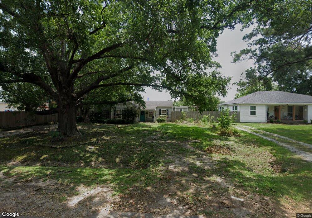 215 W 30th St, Houston, TX 77018 - photo 1