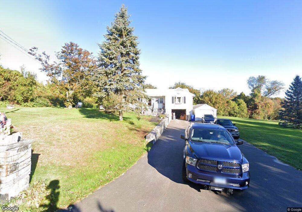 25 Old Colonial Rd, Oakville, CT 06779 - photo 1