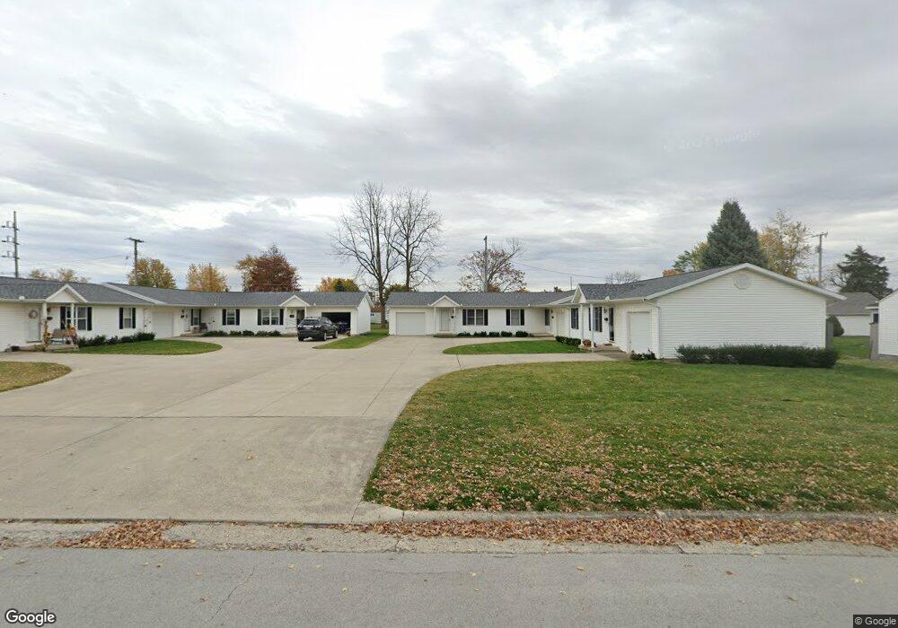 118 S Rauthland Ave, Wapakoneta, OH 45895 - photo 1