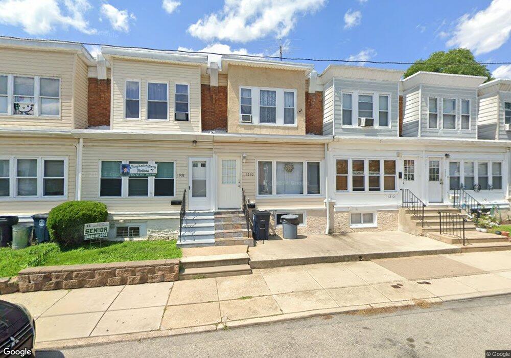 1310 E 10th St, Crum Lynne, PA 19022 - photo 1