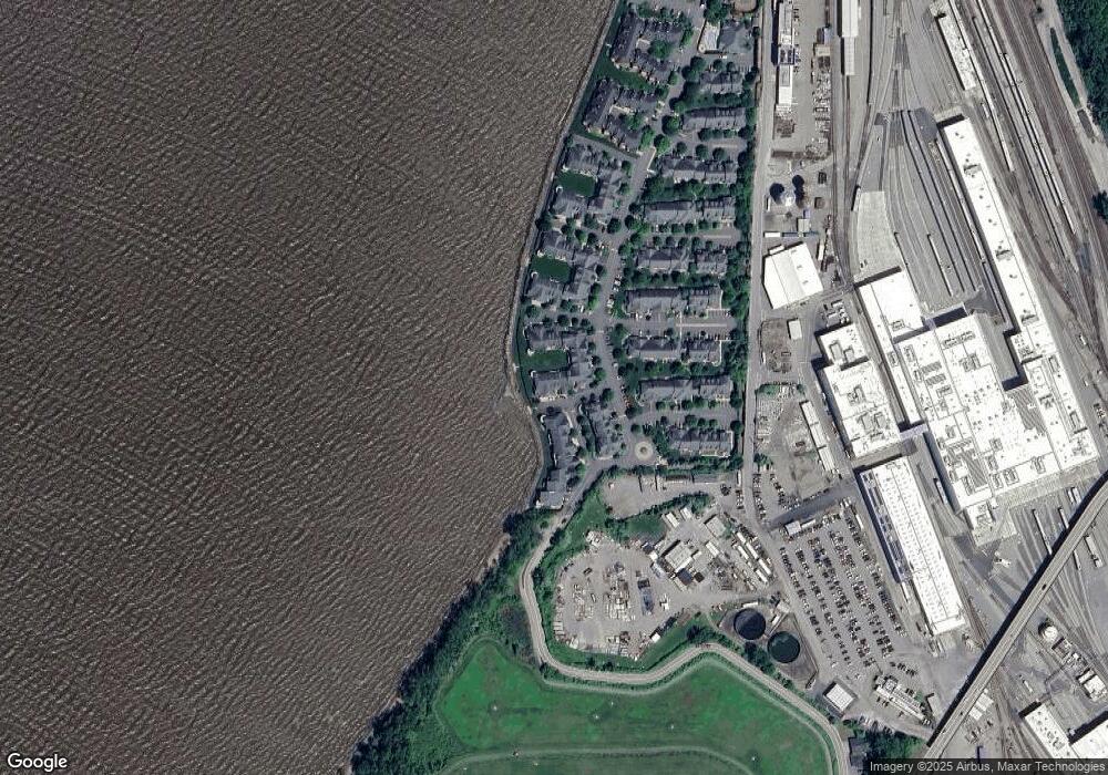 912 Half Moon Bay Dr, Croton On Hudson, NY 10520 - photo 1