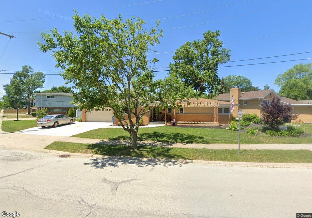 200 N Caroline Ave, Elmhurst, IL 60126 - photo 1