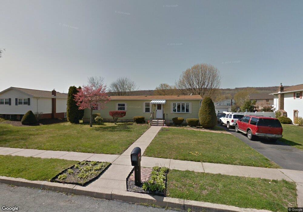 310 E Oriole Dr, Kingston, PA 18704 - photo 1