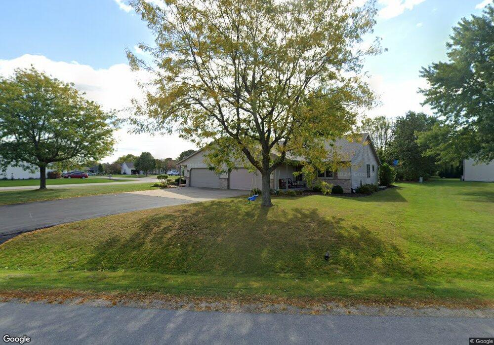 N9664 Emerald Ln, Appleton, WI 54915 - photo 1
