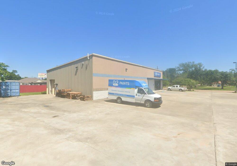 2002 E Prien Lake Rd, Lake Charles, LA 70601 - photo 1