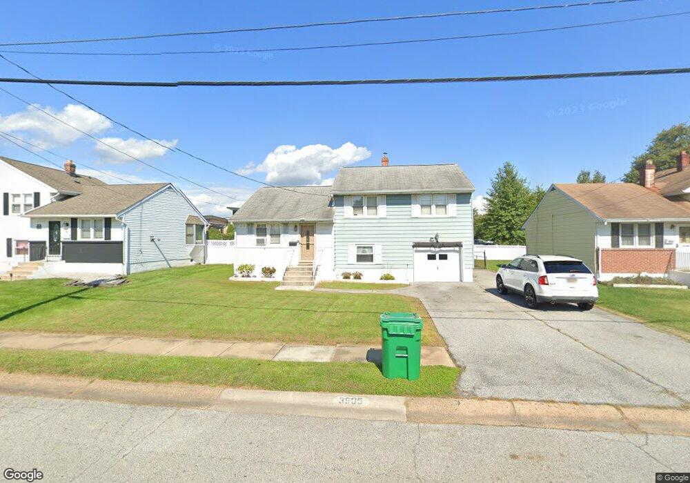 3905 Woodhaven Dr, Wilmington, DE 19808 - photo 1