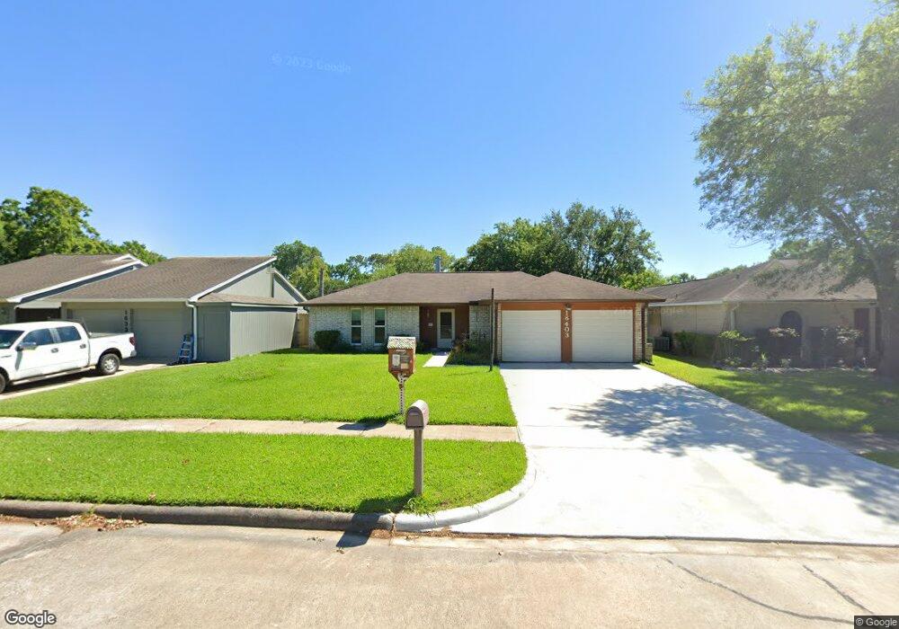 16403 Forest Bend Ave, Friendswood, TX 77546 - photo 1
