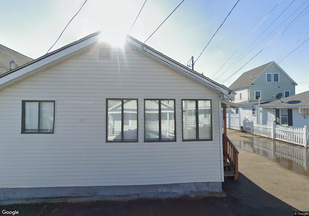 8 Keefe Ave unit 1, Hampton, NH 03842 - photo 1