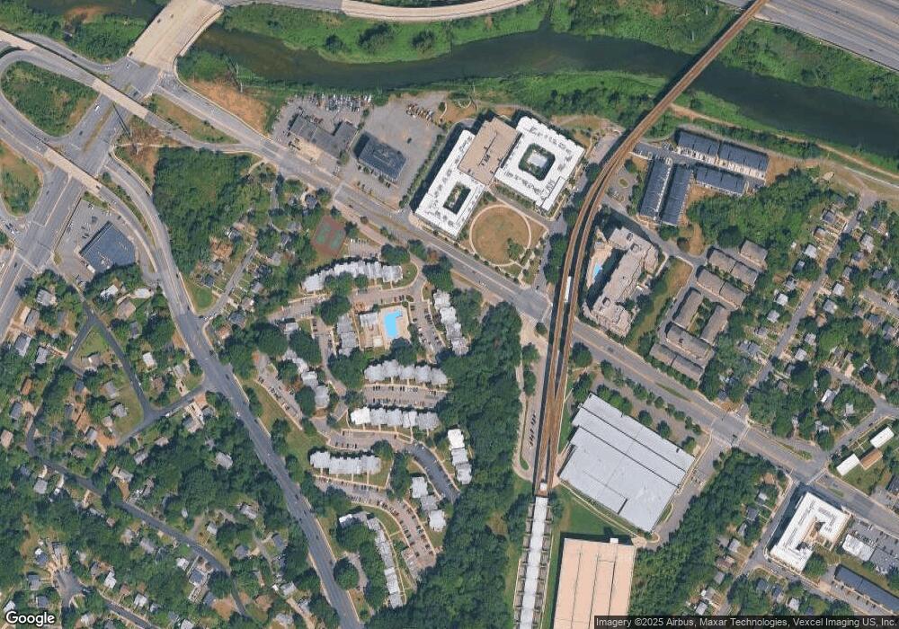 5703 Indian Ct unit 1, Alexandria, VA 22303 - photo 1