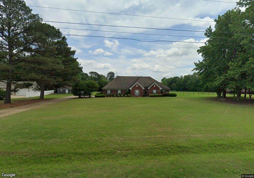 162 Sherry Rd, Tupelo, MS 38801 - photo 1