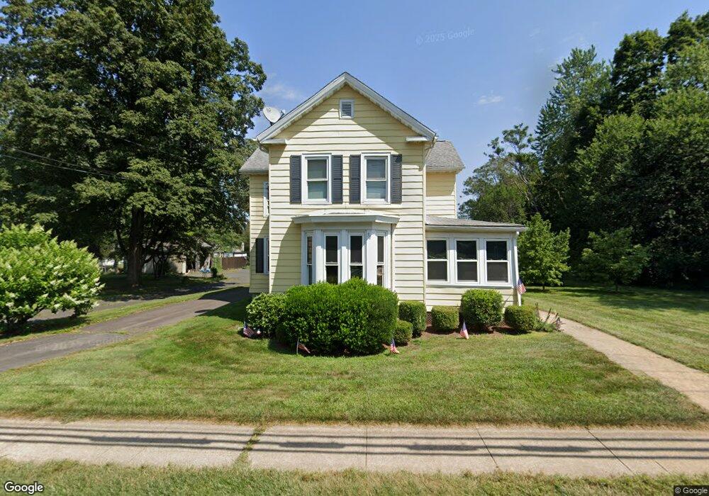 50 N Maple St, Enfield, CT 06082 - photo 1