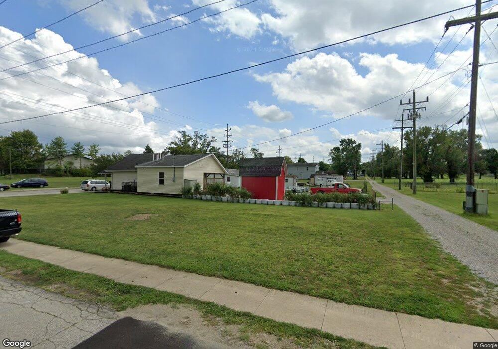 442 N Mapleton St, Columbus, IN 47201 - photo 1