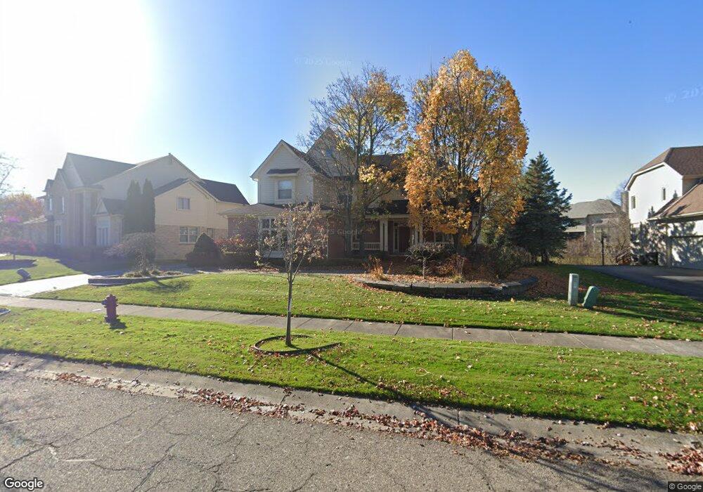 7404 Rafford Ln, West Bloomfield, MI 48322 - photo 1