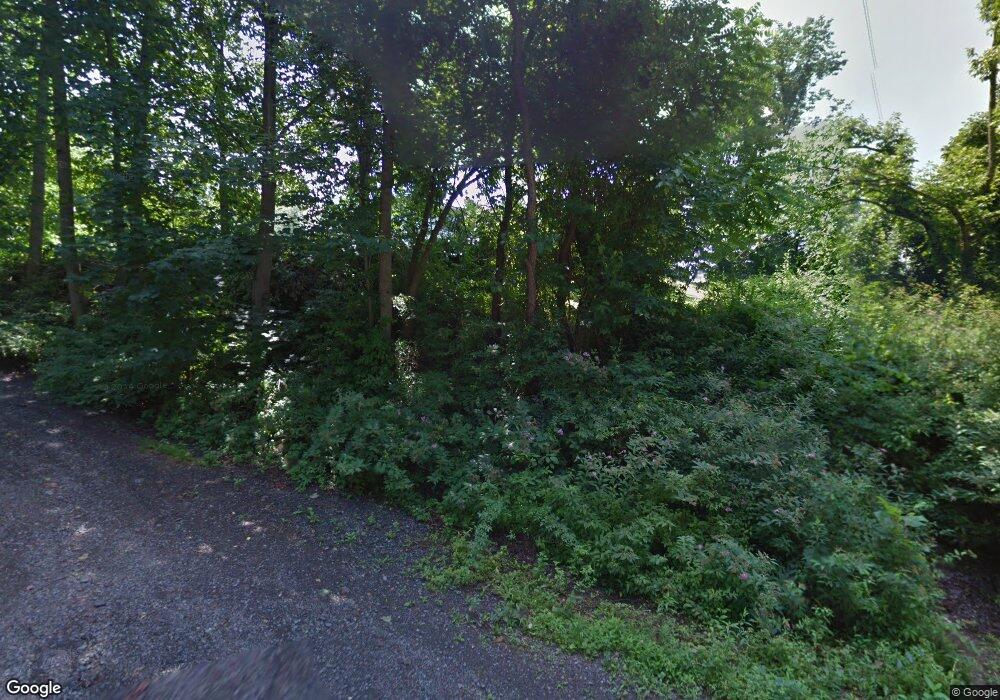 895 Green Hill Dr, Newport, PA 17074 - photo 1