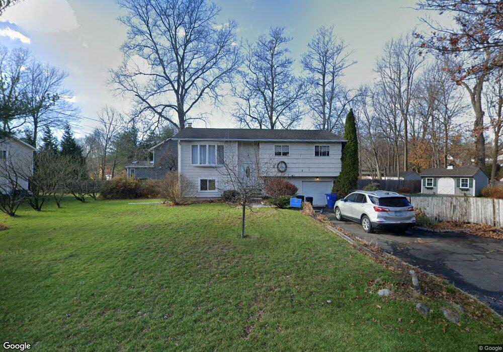 12 Mystic Ln, Norwalk, CT 06850 - photo 1