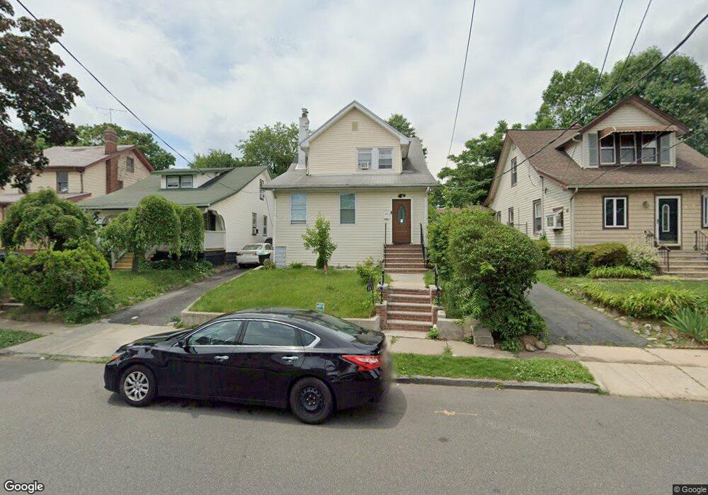 141 Hillside Terrace unit 2, Irvington, NJ 07111 - photo 1