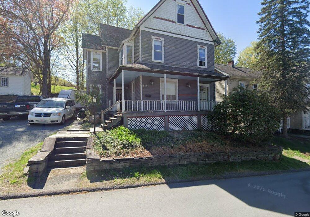 210 Ridge St, Honesdale, PA 18431 - photo 1