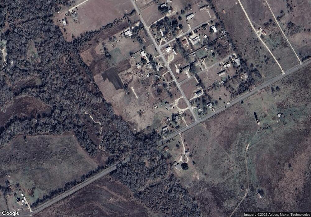 135 Derek Rd, Eddy, TX 76524 - photo 1