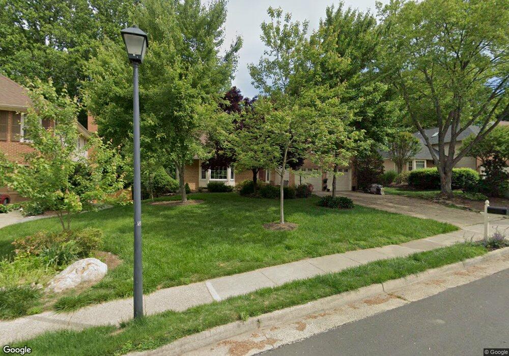 9116 Scott St, Springfield, VA 22153 - photo 1