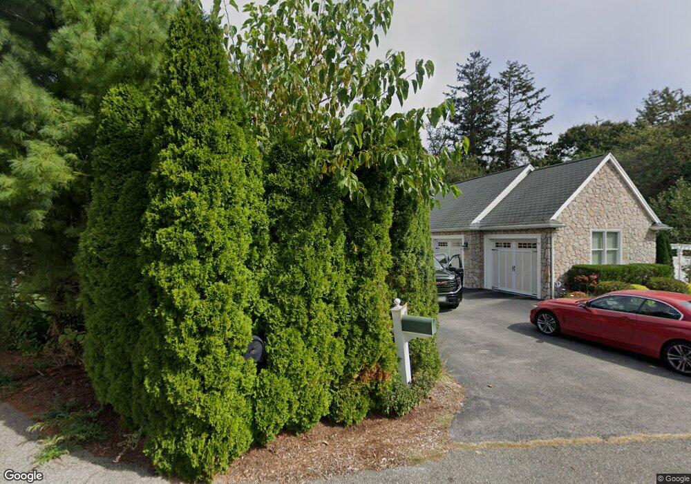 36 Canterbury St unit n/a, Hingham, MA 02043 - photo 1