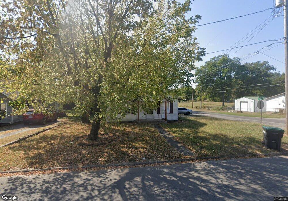 313 York St, Tahlequah, OK 74464 - photo 1