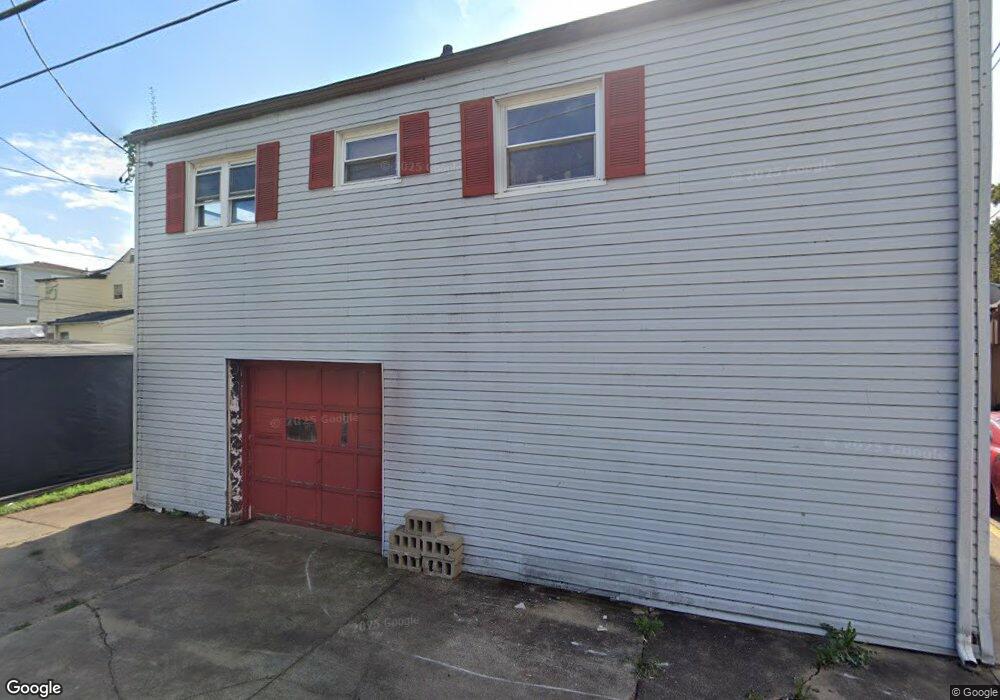 133 Virginia St, Wheeling, WV 26003 - photo 1