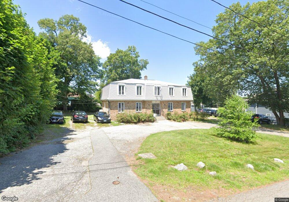 9 Shoreham Ct, Pawtucket, RI 02860 - photo 1