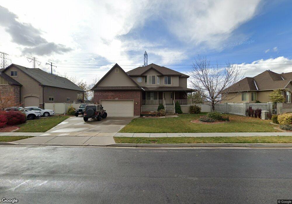 906 Bridgecreek Ln, Layton, UT 84041 - photo 1