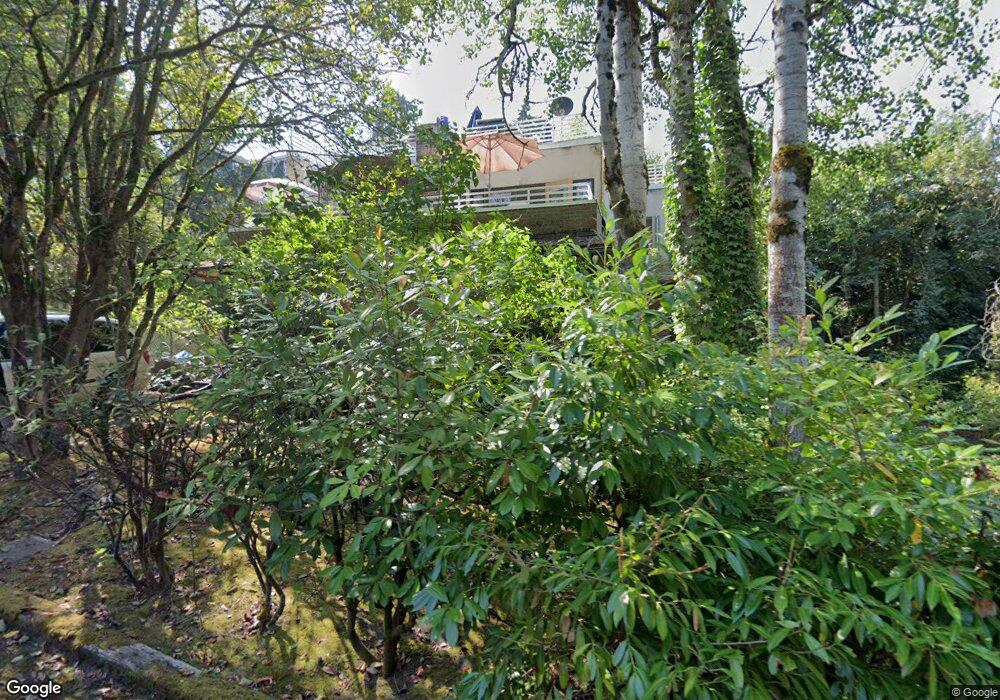 3526 W Mercer Way, Mercer Island, WA 98040 - photo 1