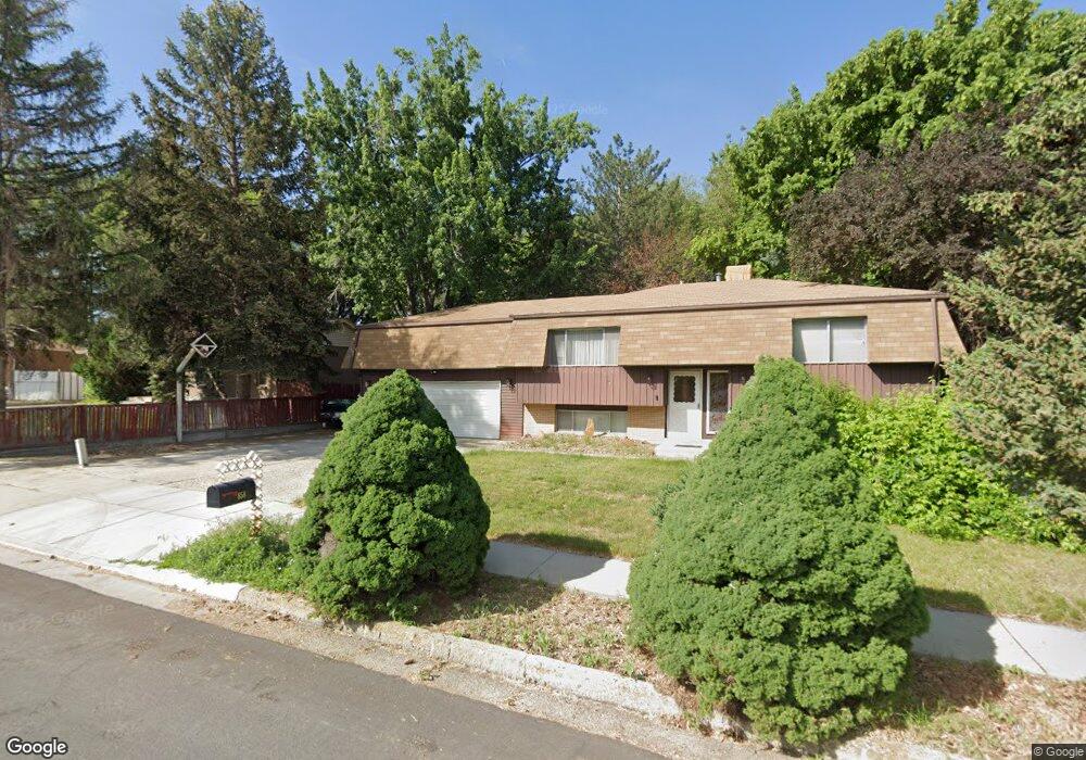 858 Spartan Dr, Sandy, UT 84094 - photo 1