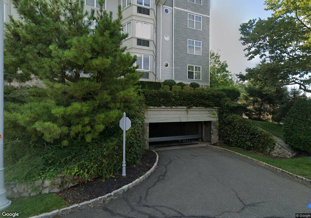 1314 Round Pointe Dr, Haverstraw, NY 10927 - photo 1