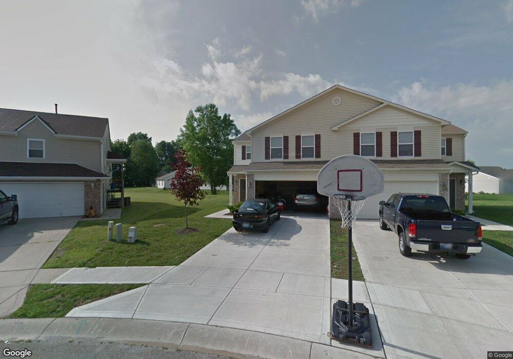 1045 Taurus Ct, Franklin, IN 46131 - photo 1