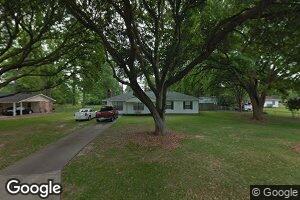 2220 N Magnolia Dr, Baker, LA 70714
