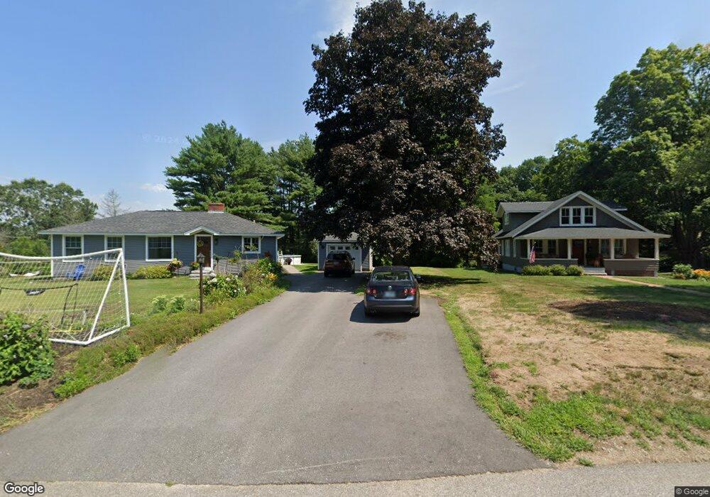 22 Packers Falls Rd, Newmarket, NH 03857 - photo 1